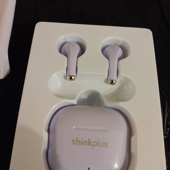 Lenovo wireless earphone - Picture 4 of 4